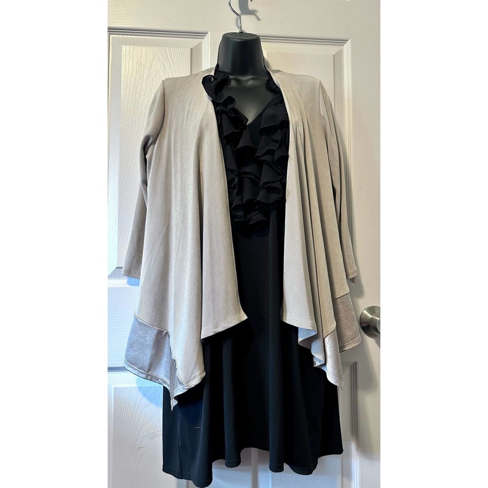 💚Traveler by chicos cardigan wrinkle free